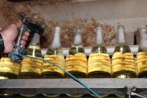 Champagne FALLET Jean-Luc et Alexandra - Dégorgement automatisé